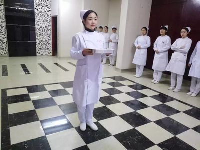 上蔡協和醫院 | 護理部對新上崗護士進行《護士禮儀》培訓
